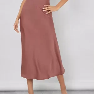 Jupe longue en satin taille haute pour le bureau, style professionnel chic