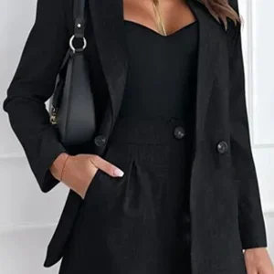 Sylvia - Ensemble élégant blazer à manches longues et short