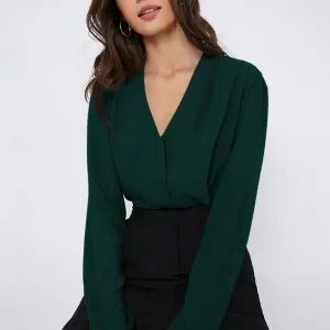 Chemisier plissé élégant pour le bureau, détails pliés