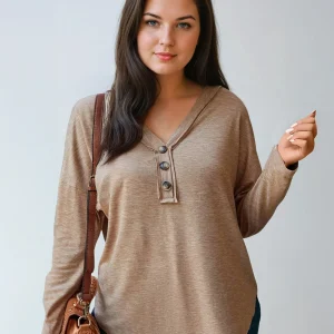 Chemise surdimensionnée à manches longues et col en V grande taille