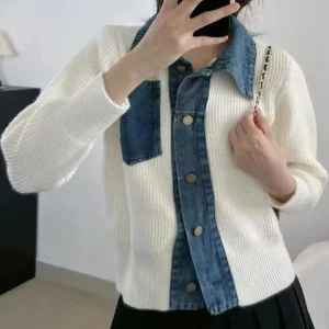 Cardigan femme en tricot effet denim à col polo – coupe fluide, élégant et confortable mi-saison