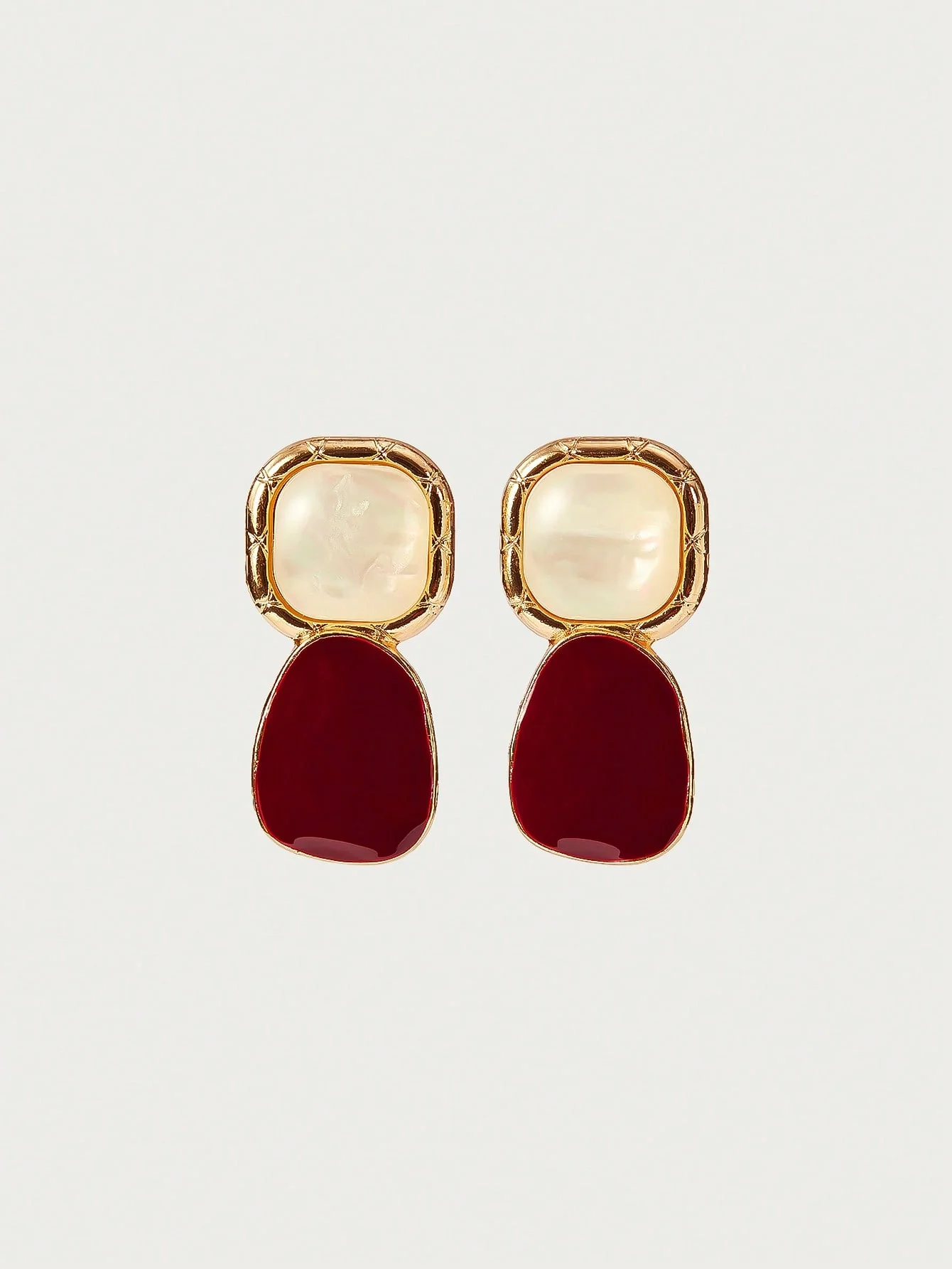 Burgundy Zinc Square Drop Earrings – Image 2