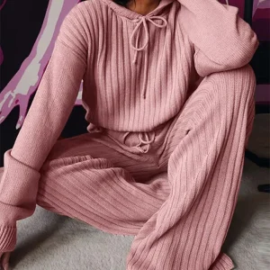 Ensemble Pull et Pantalon en Maille Côtelée | Confortable et Tendance | Look Décontracté