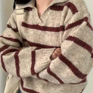 Vera - Pull rayé à col en V
