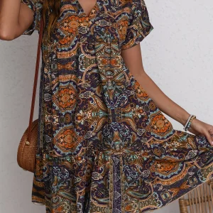 Kimberley - Robe imprimée à manches courtes et col en V