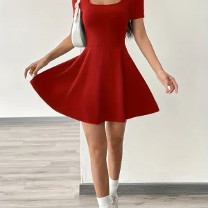 Zelma - Robe élégante à manches courtes pour femmes