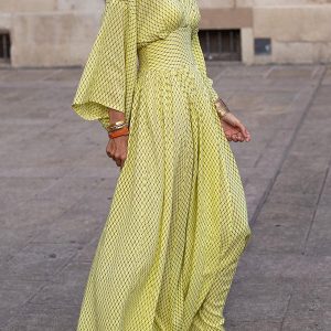 Aline | Cintrée robe longue manches longues