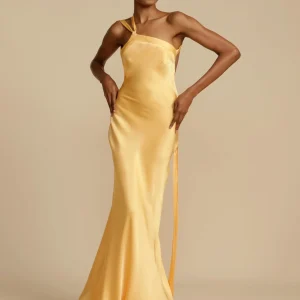 Robe Longue Satinée – Épaule Asymétrique Jaune Soleil