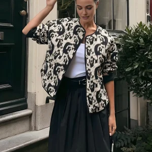 Veste Imprimée Abstraite | Noir et Blanc | Confort et Style