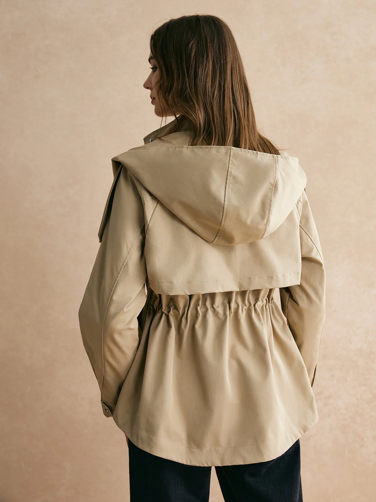 Veste Beige avec Capuche | Coupe Ajustée | Style Décontracté – Image 6