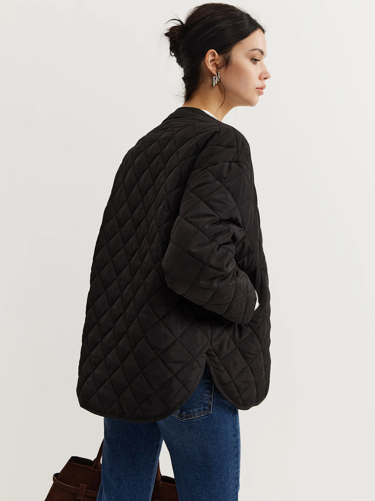 Cape Texturée Noire | Élégante et Fluide | Confort Hivernal – Image 6