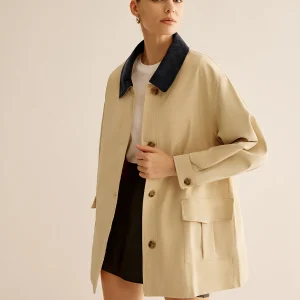 Veste Beige avec Col Contrasté | Élégante & Polyvalente | Look Automnal