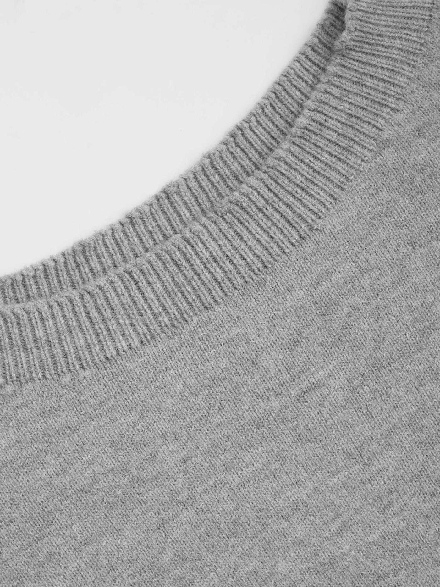 Pull oversize en tricot à col asymétrique – Image 3