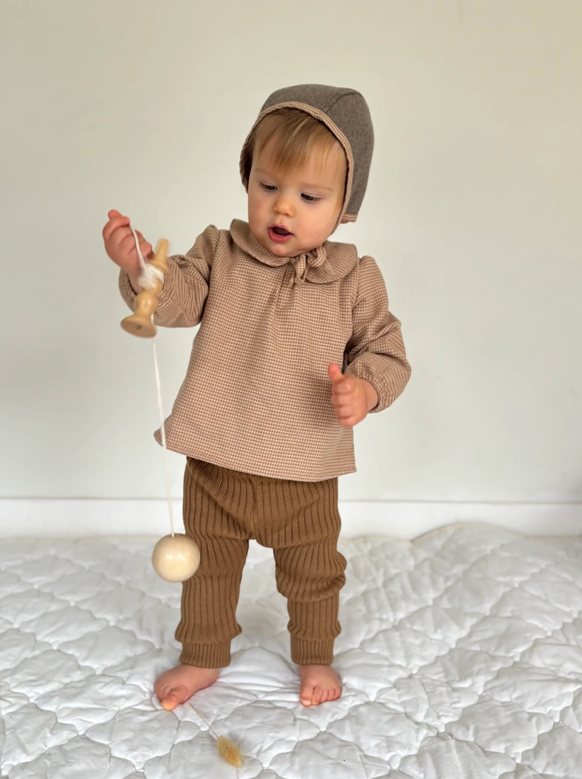 Blouse bébé pied de poule - Caramel – Image 3