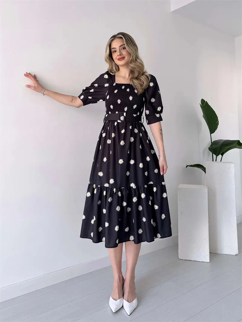 Catherine - Robe florale féminine à manches bouffantes