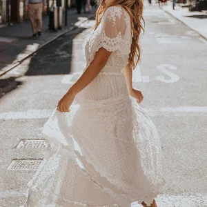 Edna - Robe blanche en dentelle