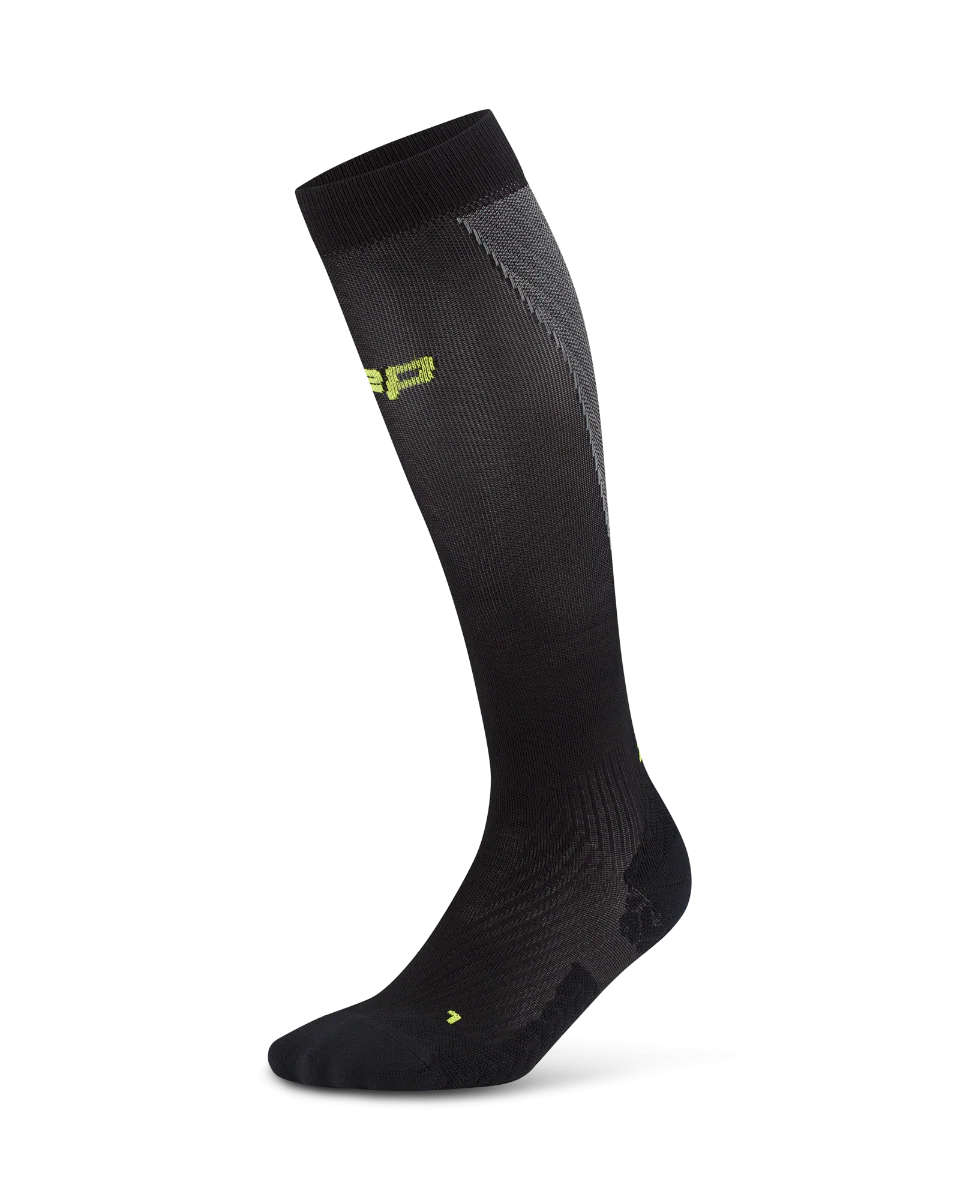 CEP CORE RUN ULTRALIGHT SOCKS TALL F/W – Image 4