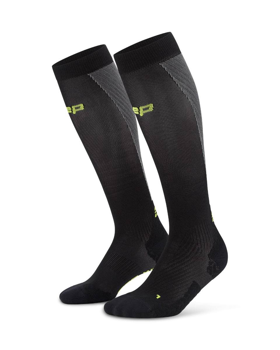 CEP CORE RUN ULTRALIGHT SOCKS TALL F/W – Image 3