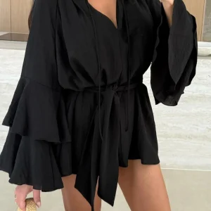 Alice - Robe mini à manches longues avec taille ceinturée