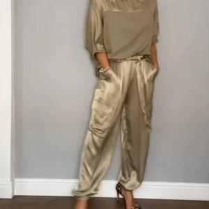 Janna - Ensemble Deux Pièces Avec Haut Et Pantalon en Satin Uni Pour Femme