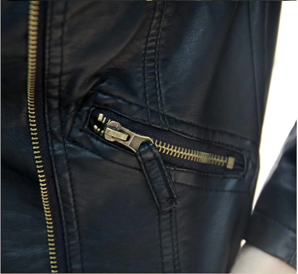 Veste en Similicuir Noir | Style Motard | Élégance Rock – Image 5